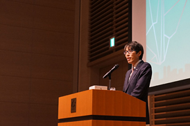 竹田恒泰氏　基調講演の様子