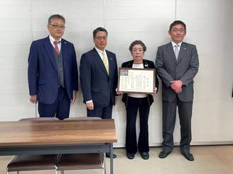 日本ライトハウスに特殊計量器寄贈